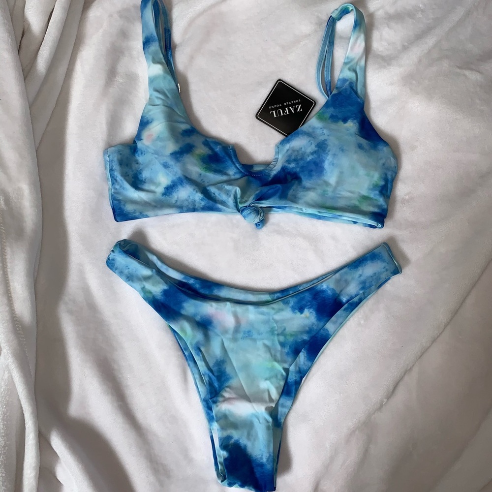 Blue & white tie dye set